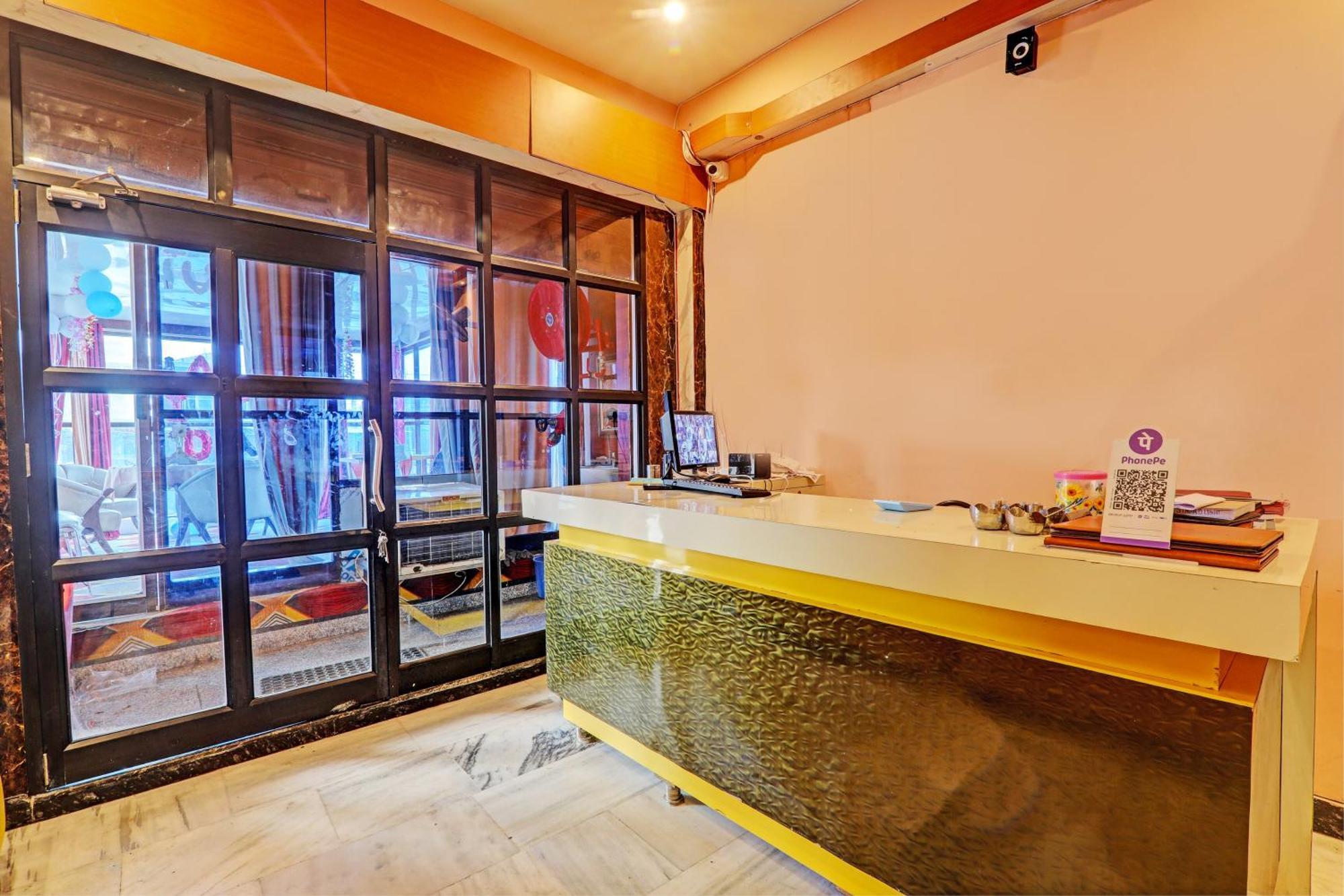 Hotel O Home Singhs Delight Varanasi Exterior foto